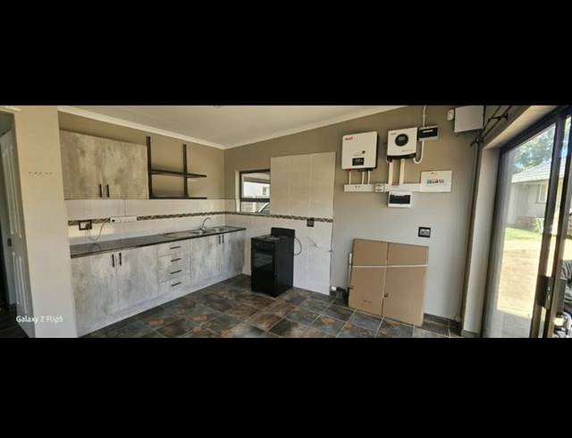 0 BEDROOM PROPERTY TO RENT IN HELIKONPARK